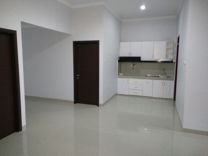 Rumah dijual di Meadow Green Lippo Cikarang